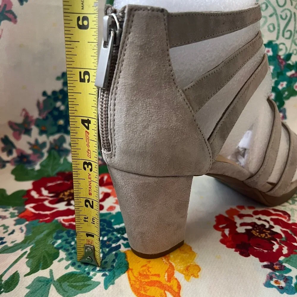 Bella Vita Heeled Strappy Sandals 8 1/2 NWOT - Picture 6 of 10